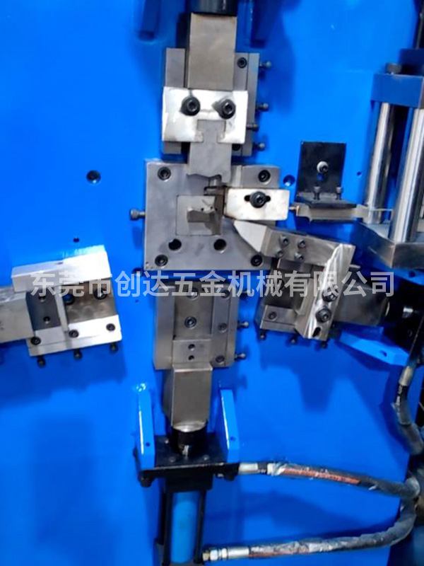 表扣帶成型機(jī)